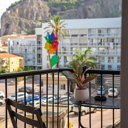 Il Colibri 4* צ'פאלו